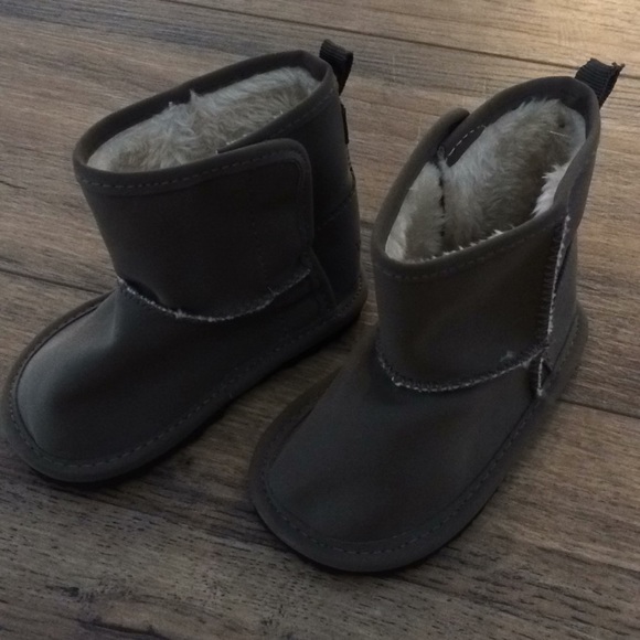 GAP Other - Baby Gap Brown Shearling Boots 6-12 Month
